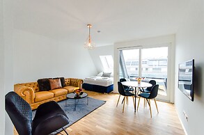 Grand Quarters City Residence