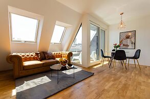 Grand Quarters City Residence