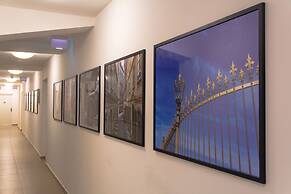 Grand Quarters City Residence