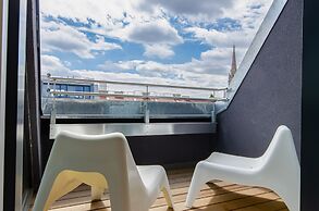 Grand Quarters City Residence