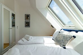 Grand Quarters City Residence