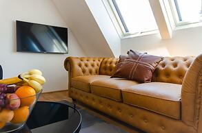 Grand Quarters City Residence