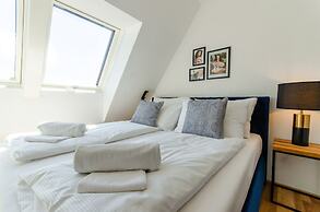 Grand Quarters City Residence