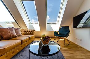 Grand Quarters City Residence