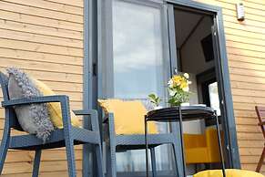 Renka Holiday Houses and Caravan