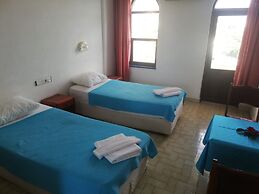 Renka Holiday Houses and Caravan