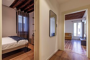 SAN LORENZO APARTMENTS 5054