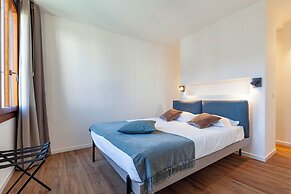 SAN LORENZO APARTMENTS 5054