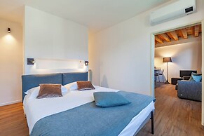 SAN LORENZO APARTMENTS 5054