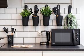 Modern Apartment in Gdańsk by Renters