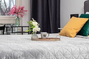 Modern Apartment in Gdańsk by Renters