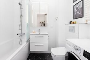 Modern Apartment in Gdańsk by Renters