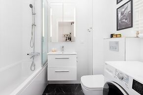 Modern Apartment in Gdańsk by Renters
