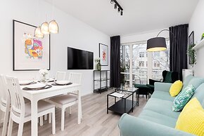 Modern Apartment in Gdańsk by Renters