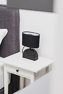 Modern Apartment in Gdańsk by Renters