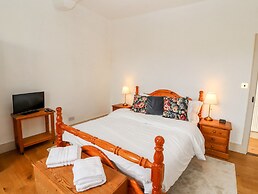 Natland Hall Cottage