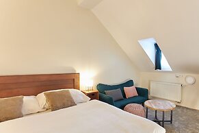 River View Residence by Charles Bridge