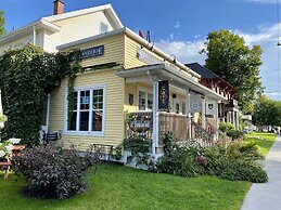 Auberge Le Sunshine - Café-bistro