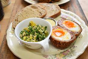 Auberge Le Sunshine - Café-bistro