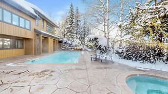 Trails Edge by Snowmass Vacations