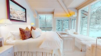 Trails Edge by Snowmass Vacations