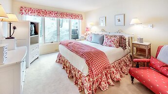 Trails Edge by Snowmass Vacations