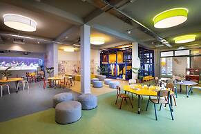 Sunny Makarska by Valamar