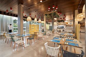 Sunny Makarska by Valamar