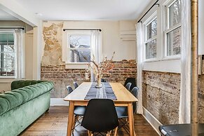 Riverside Trade Retreat Avantstay Industrial-chic, Near Downtown Ashev