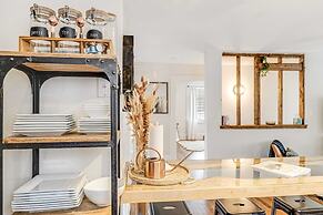 Riverside Trade Retreat Avantstay Industrial-chic, Near Downtown Ashev