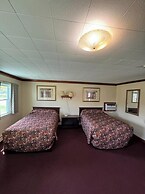 Village Motel By OYO Clinton