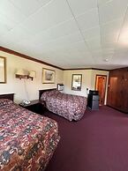 Village Motel By OYO Clinton