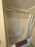 Village Motel By OYO Clinton