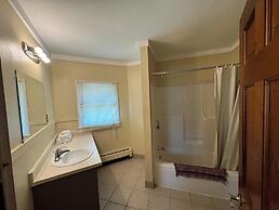 Village Motel By OYO Clinton