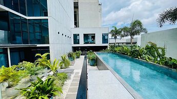 Modern Skyline Rohmoser