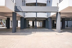 Fabhotel Majestic Luxurious