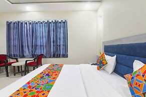 Fabexpress Grand Inn I