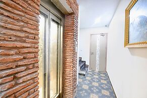 Fabhotel Nirvana Grand By Io