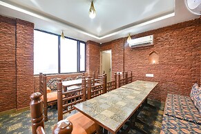 Fabhotel Nirvana Grand By Io