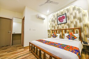 Fabhotel Nirvana Grand By Io