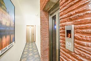 Fabhotel Nirvana Grand By Io