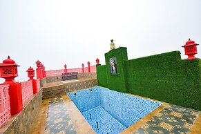 Fabhotel Nirvana Grand By Io