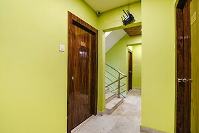 Fabhotel Divine Chariot