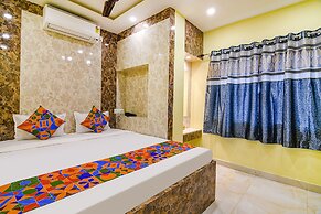 Fabhotel Divine Chariot