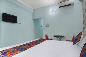 Fabhotel Raj Niwas
