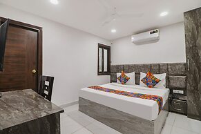 FabHotel Roadway Inn