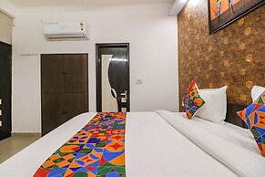 Fabexpress Rainbow Villa