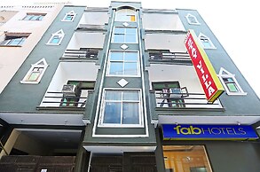 Fabexpress Rainbow Villa