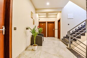 Fabhotel Pravaasam Residency