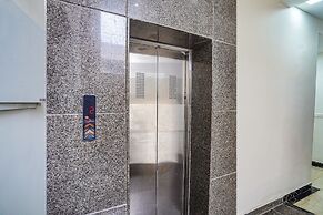 Fabhotel Golden Grand